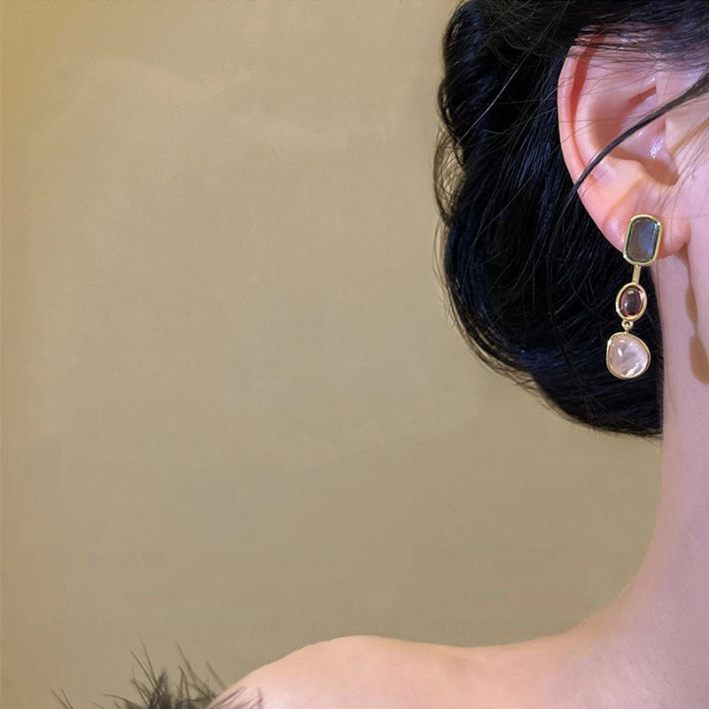 Colorful Asymmetric Resin Earrings for Women Retro Style - Smarsty