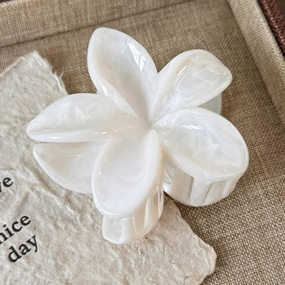 Floral Hair Clip With Strong Grip Lightweight Design - Smarsty