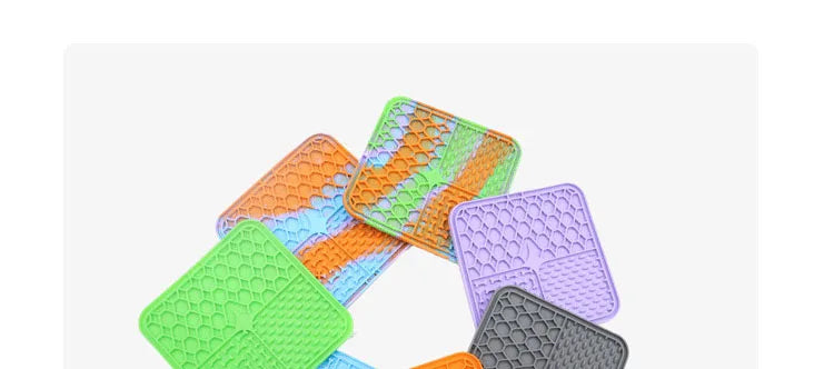 Silicone Pet Lick Mat for Slow Feeding Dogs - Smarsty