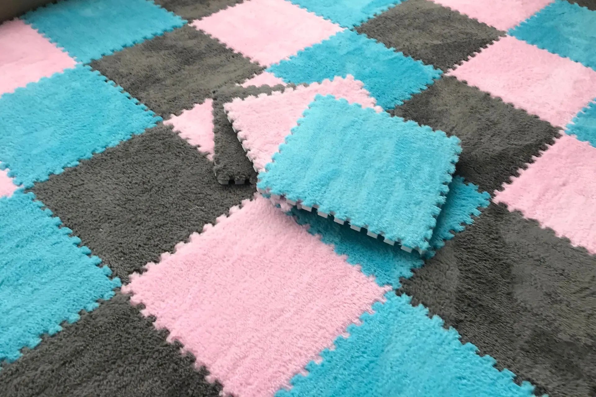 Soft Plush Children's Mat Baby Play Mat Baby Toys Eva Foam Puzzle Carpet In Children's Room Keep Warm Playmat 30*30*1CM