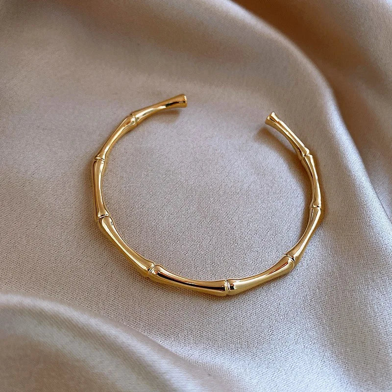Creative Gold Cuff Bracelet for Women’s Fashion - Smarsty