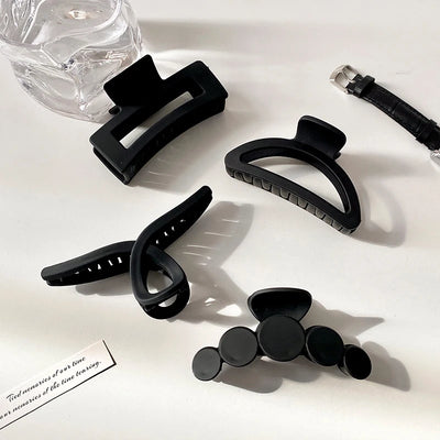 Elegant Black Geometric Hair Claw Secure Hold Easy Clip - Smarsty