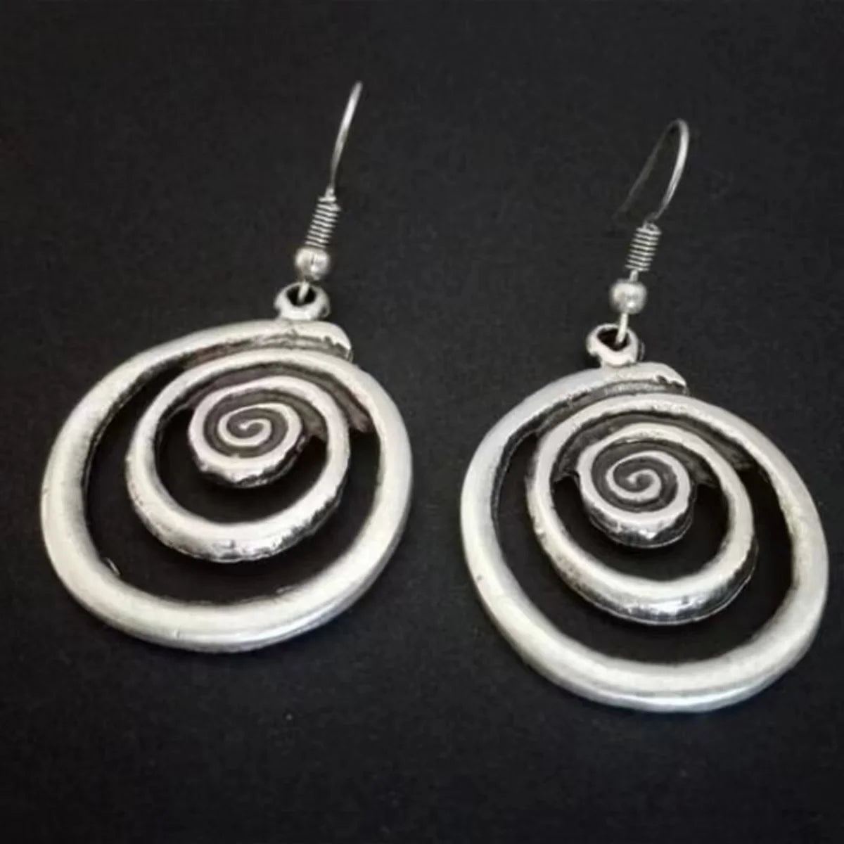 Retro Silver Round Dangle Earrings for Women Fashion Accessories - Smarsty