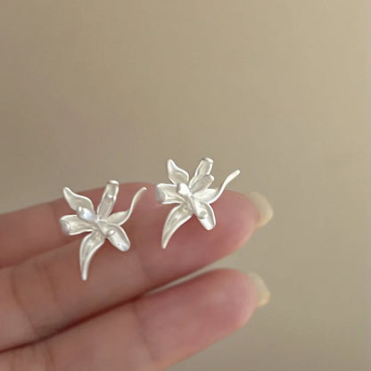 Pearl Stud Earrings Metal Flower Design Gold Color - Smarsty