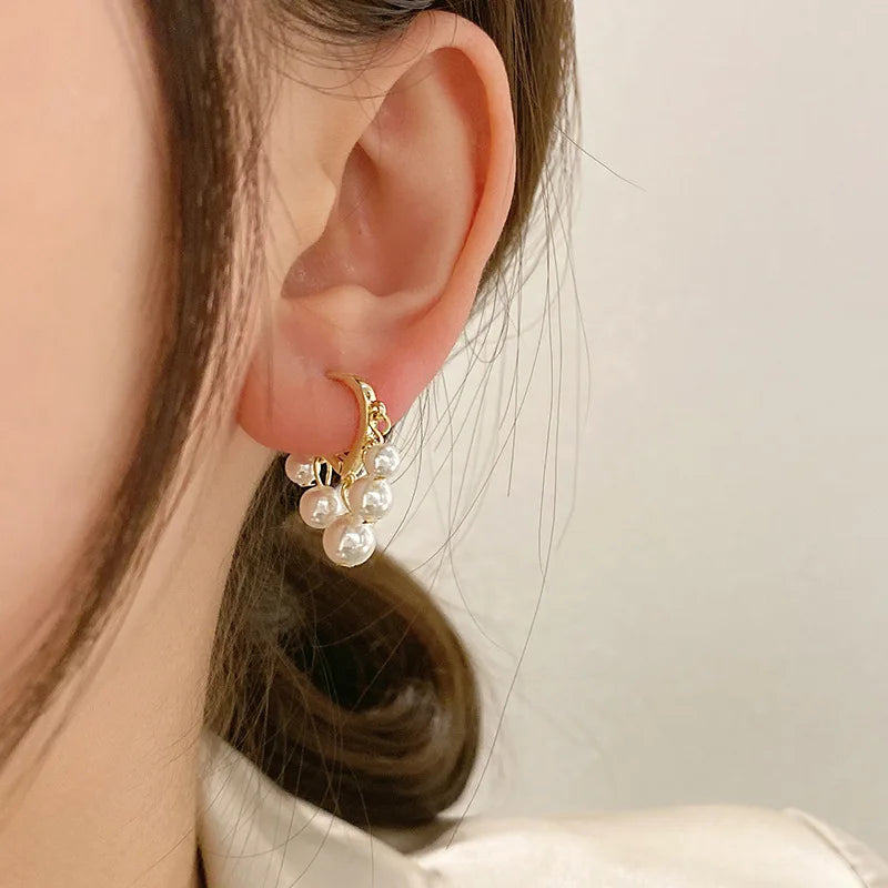 Minimal Geometric Circle Pearl Stud Earrings for Women - Smarsty
