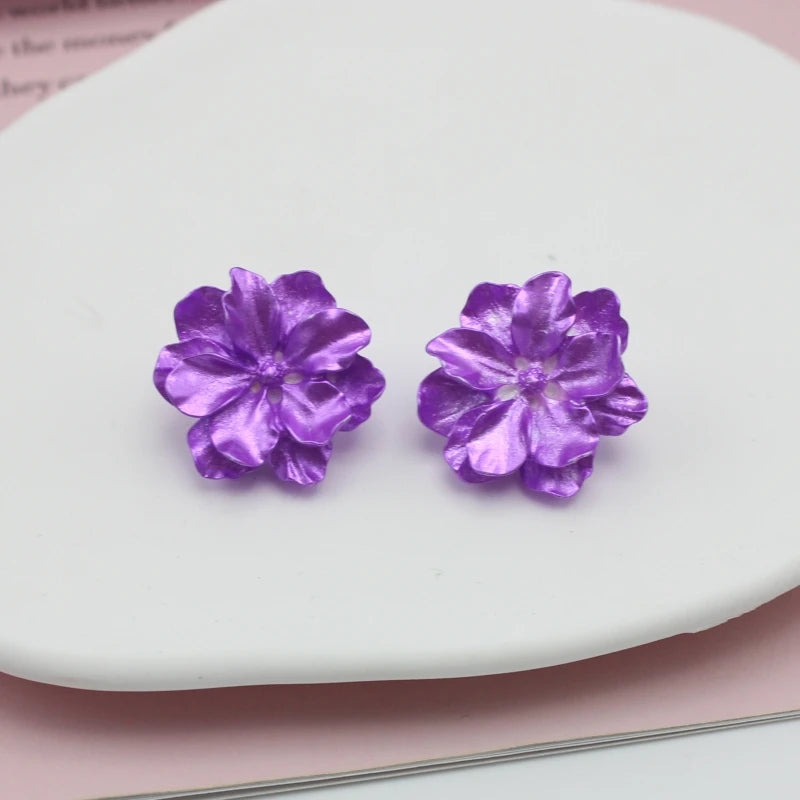Large White Camellia Resin Stud Earrings Bridal Gift - Smarsty