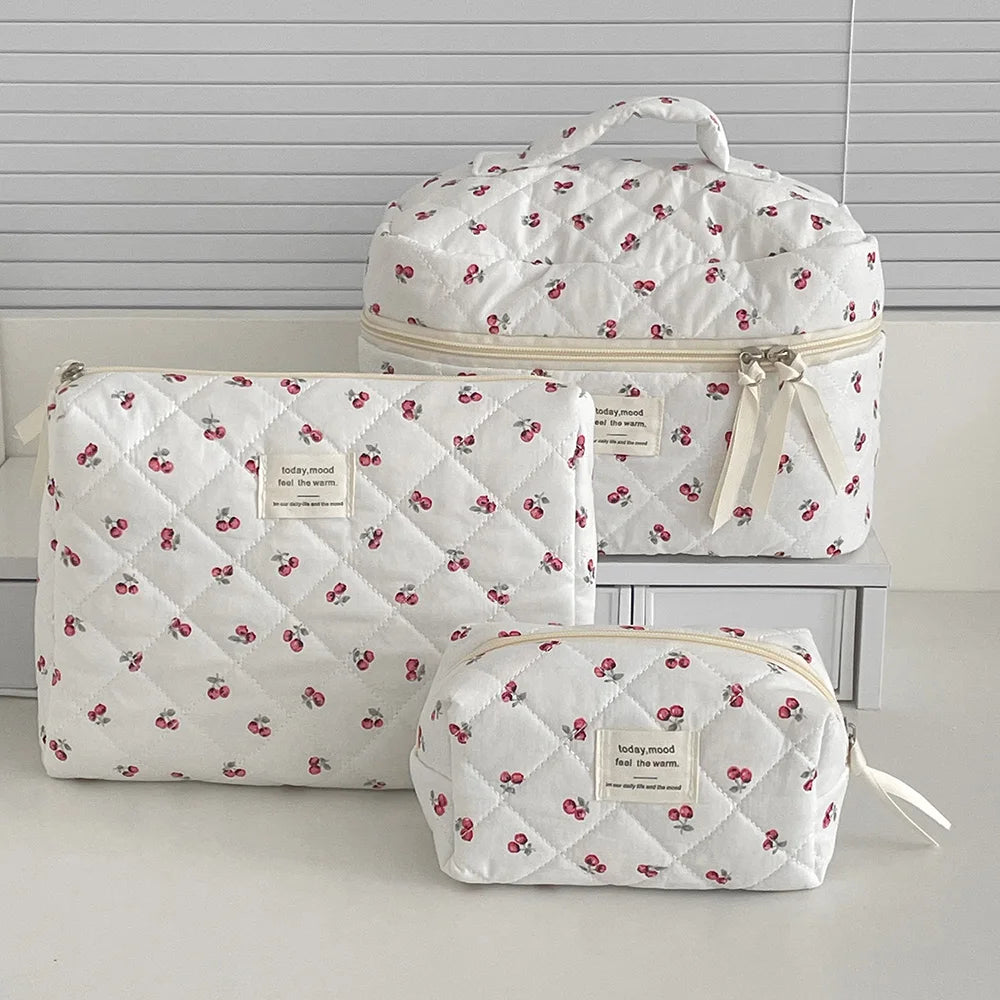 Cherry Tote Makeup Bag Portable Quilted Cosmetic Case - Smarsty