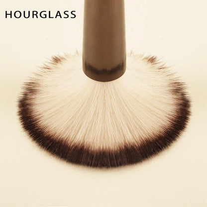 Hourglass Professional Makeup Brush for Versatile Application - Smarsty