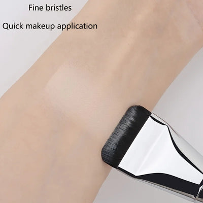 Multi-Use Oval Foundation Brush for Flawless Contouring - Smarsty