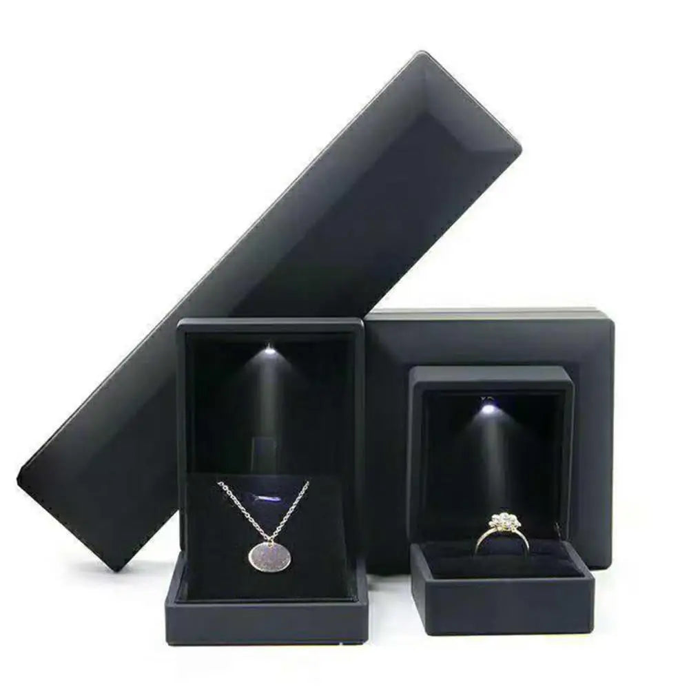 Luxury LED Jewelry Ring Box for Engagement and Wedding - Smarsty