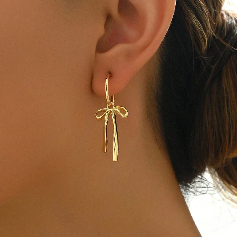 Luxury Bowknot Gold Stud Earrings for Women Daily Wear - Smarsty
