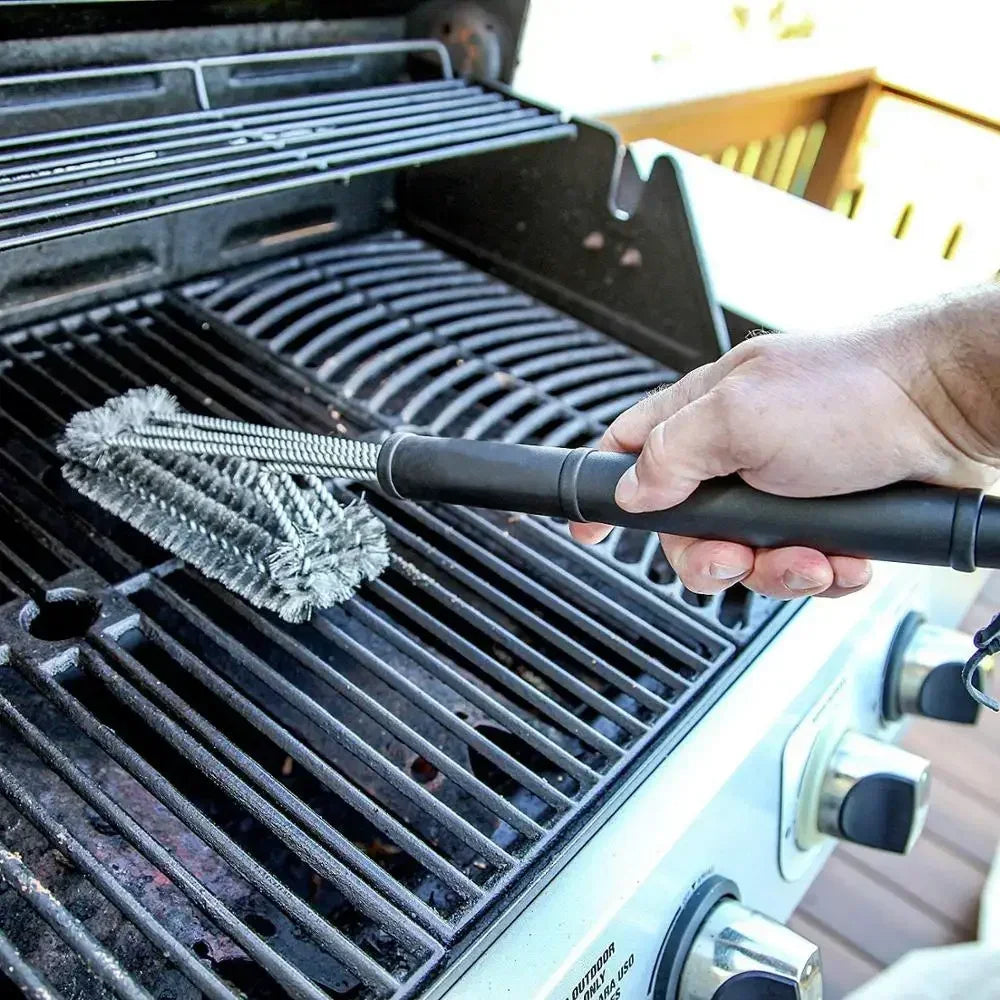 Stainless Steel BBQ Brush for Effortless Grill Cleaning - Smarsty