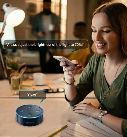 Tuya Smart E27 LED Bulb with RGB Colors and Remote Control - Smarsty
