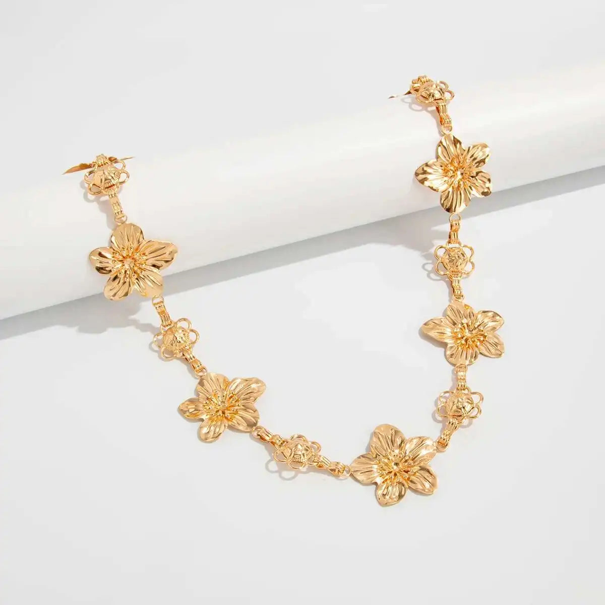 Ingemark Sexy Metal Flower Belly Chain for Women - Smarsty