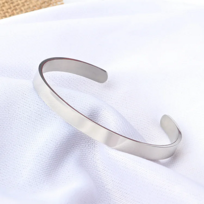 Adjustable Stainless Steel Men Bracelet Glossy Finish - Smarsty