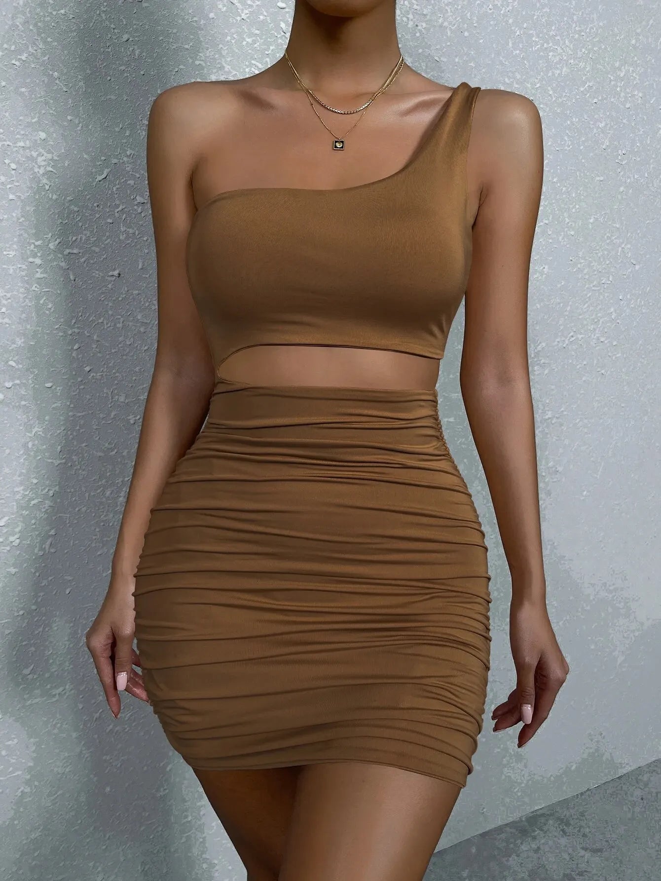 Sexy One Shoulde Backless Bodycon Mini Dress Women's Waist Hollow Out Tight Pleated Wrapping Skirt 2023 New Style - Smarsty