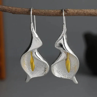 Elegant Flower Dangle Earrings in Gold and Silver Colors - Smarsty
