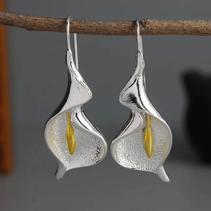 Elegant Flower Dangle Earrings in Gold and Silver Colors - Smarsty