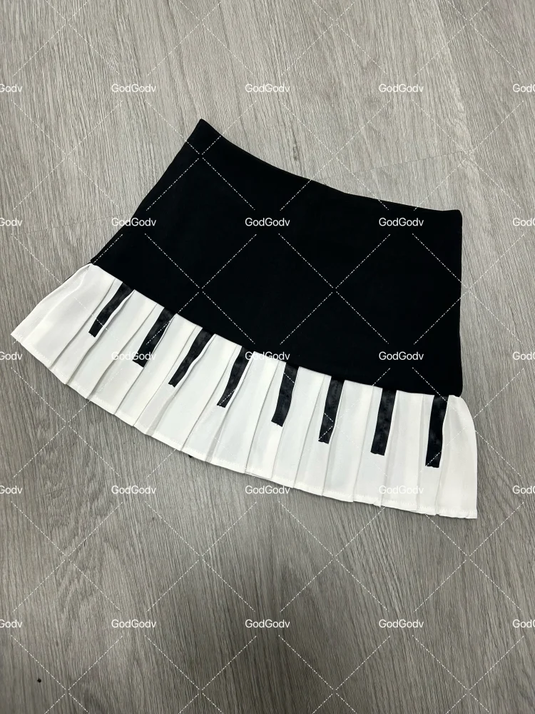 Spring Black White Spliced Women Short Skirt 2025 Y2k Slim Design Harajuku Mini Skirt Female Empire Korea Style Chic Piano Skirt - Smarsty