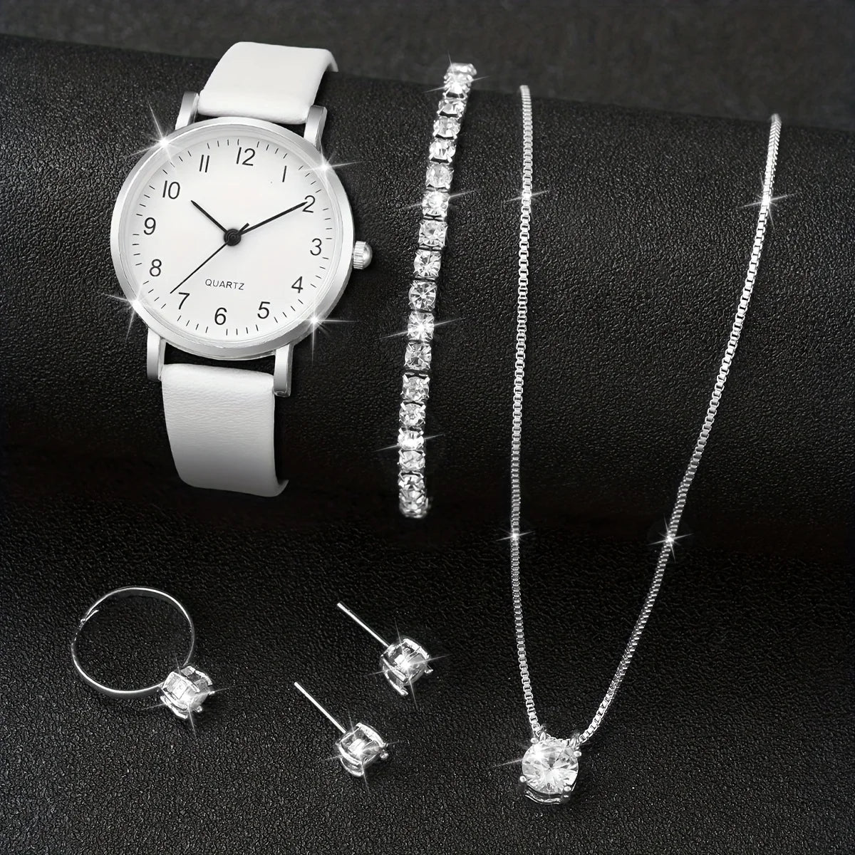Fashion Women's Quartz Watch with Leather Band and Diamonds - Smarsty