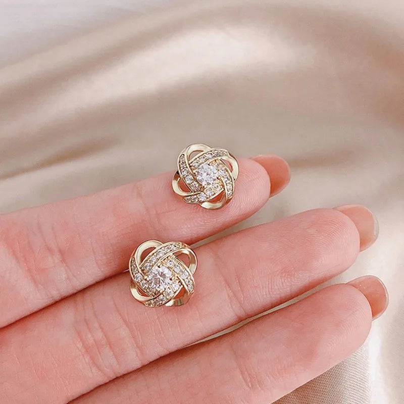 Light Luxury Zircon Stud Earrings Hollow Geometric - Smarsty