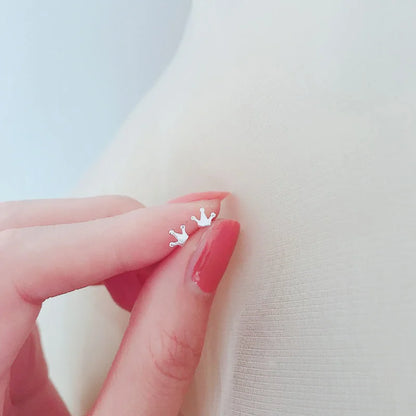 Hypoallergenic Heart Stud Earrings Minimalist Daily Wear - Smarsty