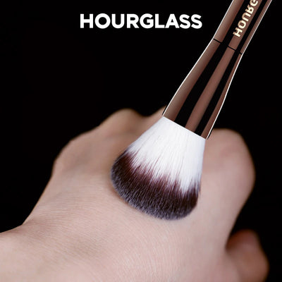 Hourglass No 17 Double Head Makeup Brush for Highlighting - Smarsty