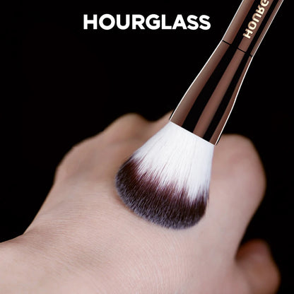 Hourglass No 17 Double Head Makeup Brush for Highlighting - Smarsty