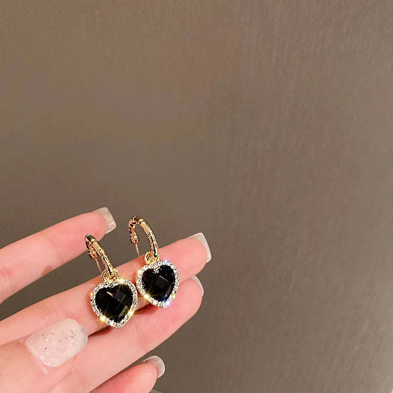 Elegant Black Heart Rhinestone Dangle Earrings for Women - Smarsty