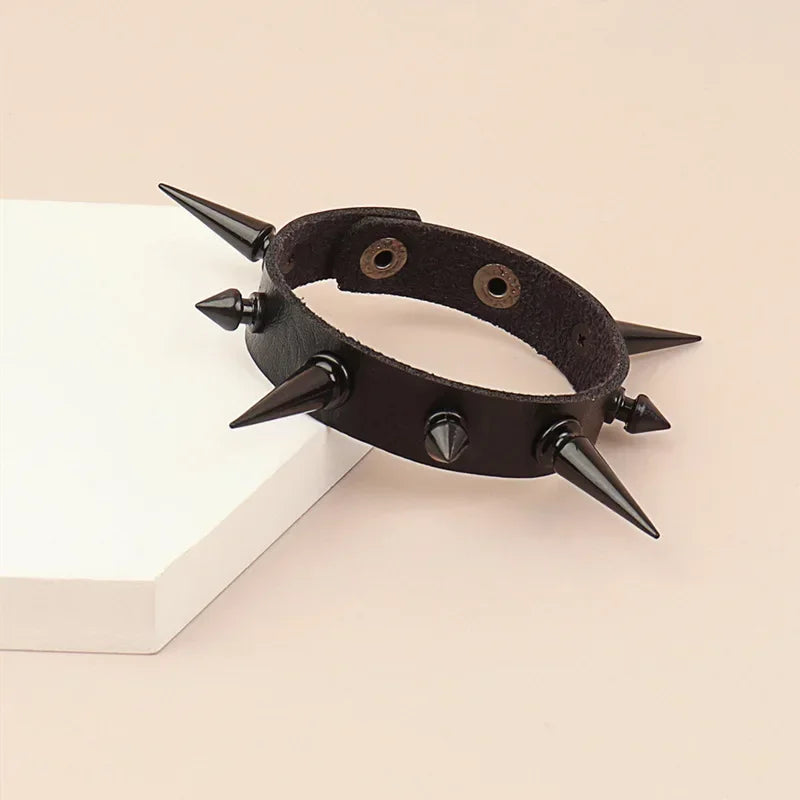 Unisex PU Leather Punk Bracelet with Spikes and Skull - Smarsty