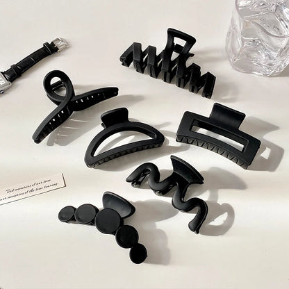 Elegant Black Geometric Hair Claw Secure Hold Easy Clip - Smarsty