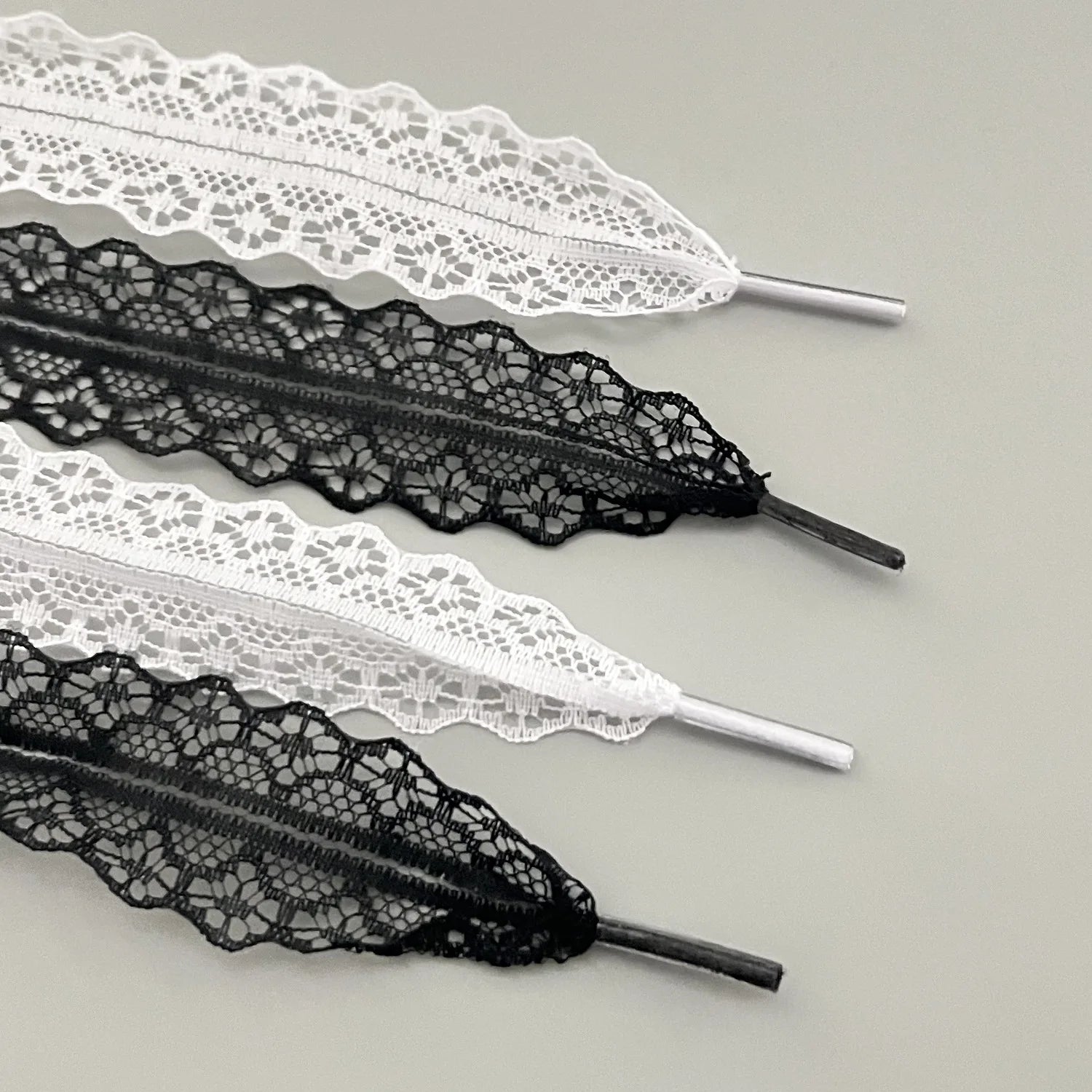 1Pair Fancy Lace Shoelaces for Women Casual Shoes Width Flat Shoelace for Sneakers Black White Shoe Laces Accessorices - Smarsty