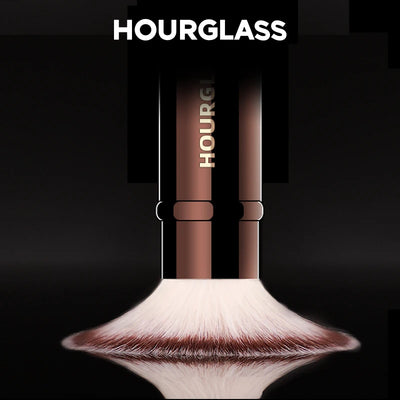 Hourglass Retractable Double-Ended Makeup Brush with Soft Fibers - Smarsty