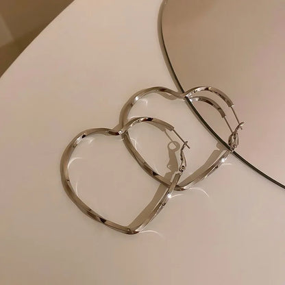 Chic Love Heart Drop Earrings for Women in Gold and Silver - Smarsty