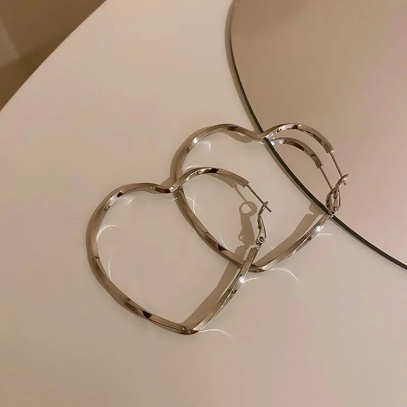 Chic Love Heart Drop Earrings for Women in Gold and Silver - Smarsty
