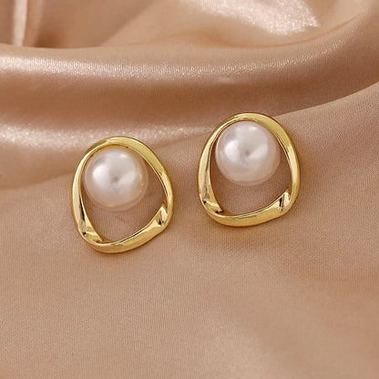 Gold Pearl Stud Earrings Korean Irregular Delicate 2023 - Smarsty