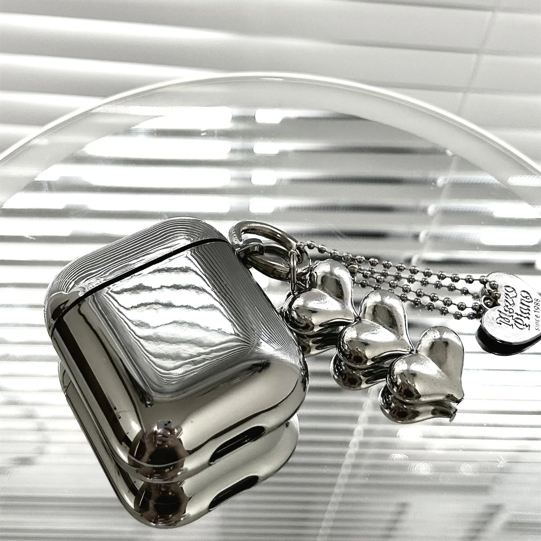 Luxury Silver Earphone Case with Heart Keyring - Smarsty