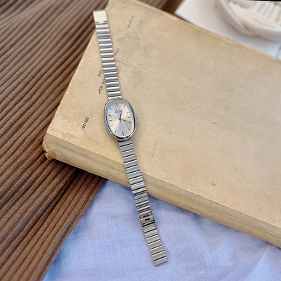 Fashionable Women's Quartz Watch with Gold Bracelet - Smarsty