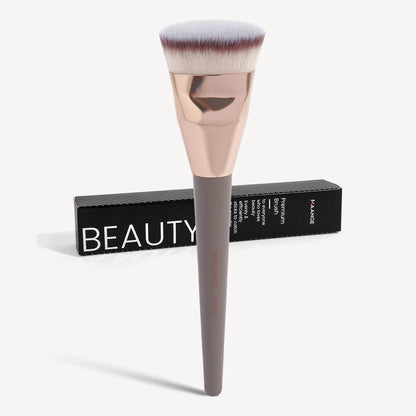 MAANGE Flat Round Makeup Brush for Flawless Application - Smarsty