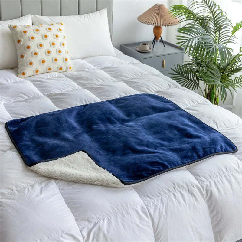 Premium Waterproof Pet Blanket for Dogs and Cats - Smarsty