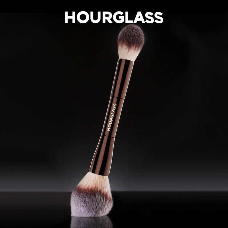Hourglass No 18 Veil Powder Brush with Soft Fiber Hair - Smarsty