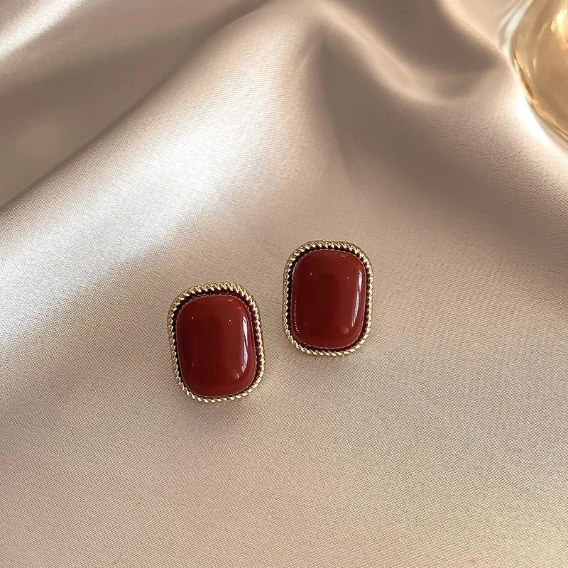 Vintage Pearl Stud Earrings For Women Elegant Retro Chic - Smarsty