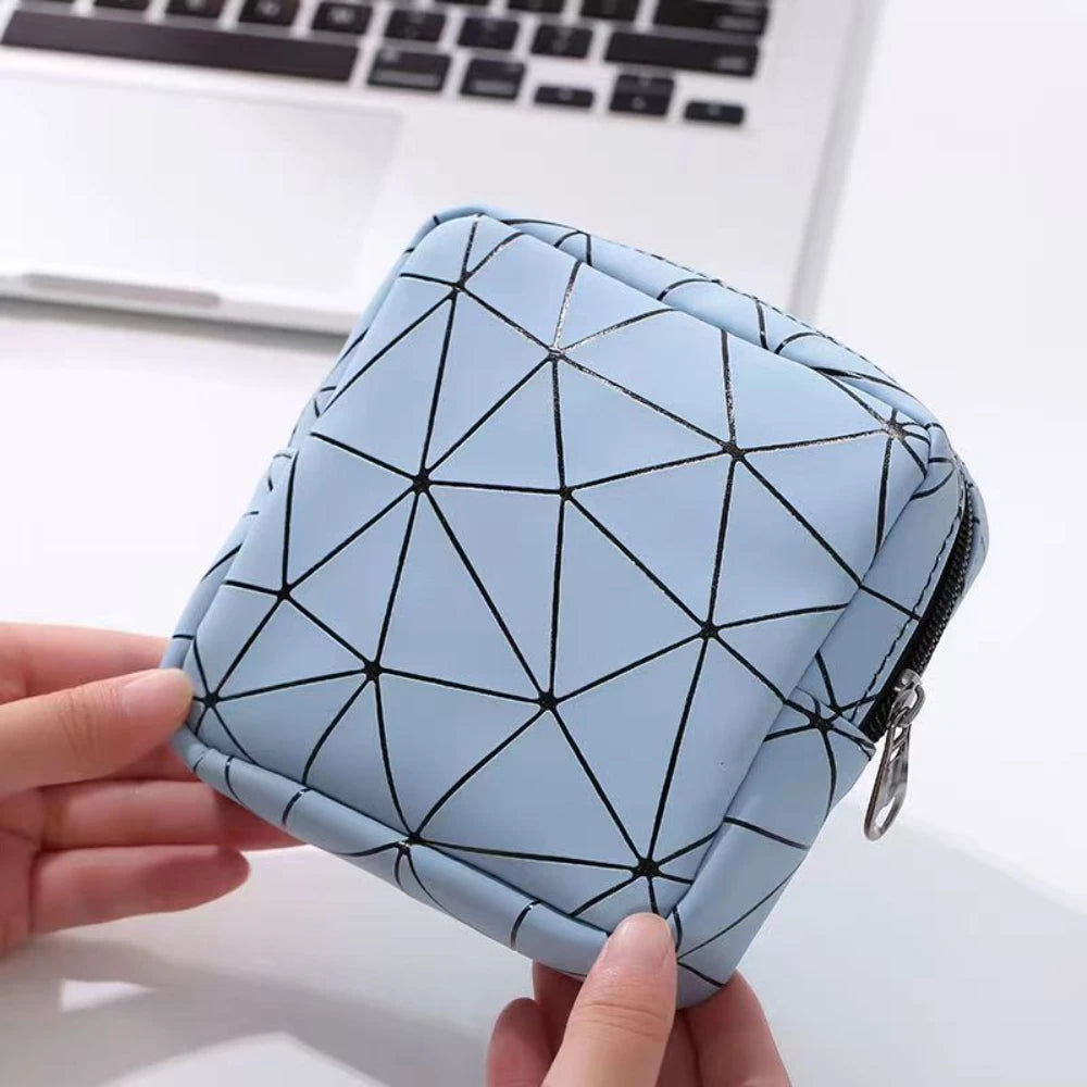 Waterproof Leather Sanitary Napkin Storage Bag With Zipper - Smarsty