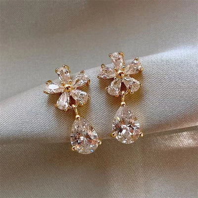 Elegant Flower Leaf Zircon Stud Earrings for Women - Smarsty
