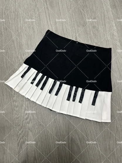 Spring Black White Spliced Women Short Skirt 2025 Y2k Slim Design Harajuku Mini Skirt Female Empire Korea Style Chic Piano Skirt - Smarsty