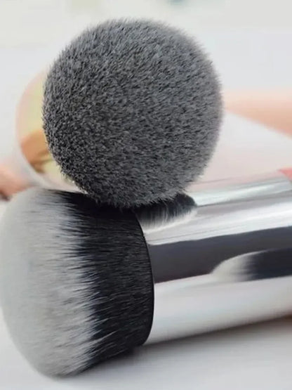 Versatile Large Foundation Makeup Brush for Flawless Application - Smarsty