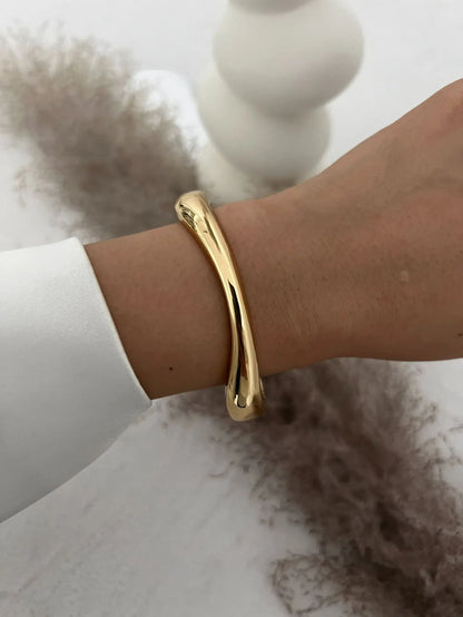 Vintage Hip Hop Metal Cuff Bangles for Women - Smarsty