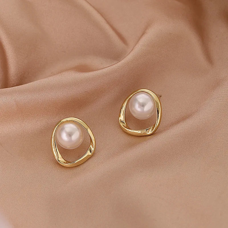 Gold Pearl Stud Earrings Korean Irregular Delicate 2023 - Smarsty