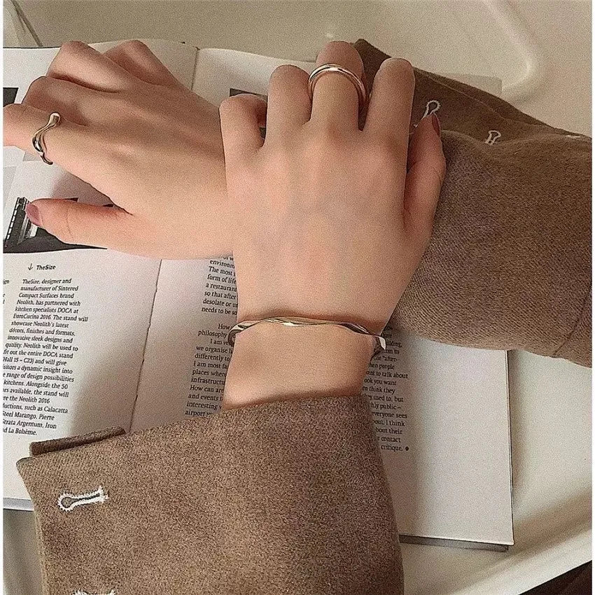 Minimalist Geometric Adjustable Bracelet for Women - Smarsty