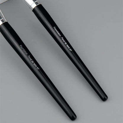 Professional Liquid Foundation Brush for Flawless Makeup - Smarsty